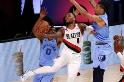 开云平台-灰熊绝杀上海队，利拉德关键制胜