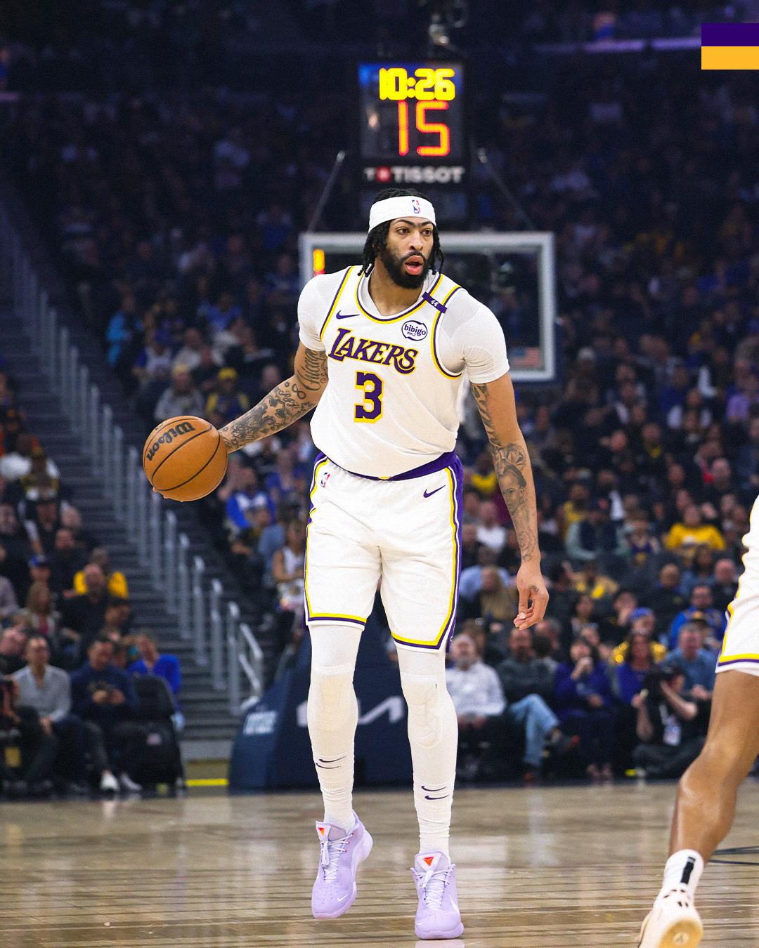 关于湖人力克篮网，浓眉爆发神勇的信息