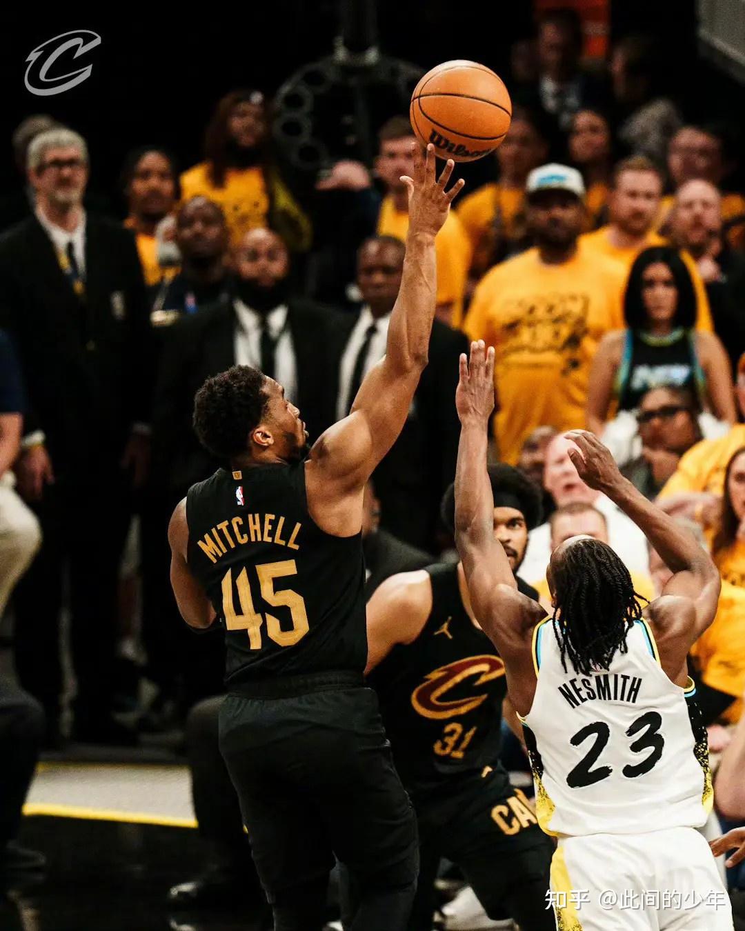 关于爵士险胜勇士,米切尔点燃赛场的信息 关于爵士险胜勇士,米切尔点燃赛场的信息